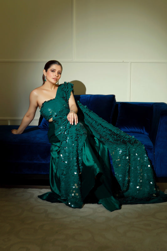 NATASHA LUTHRA IN SPLENDOUR SAREE